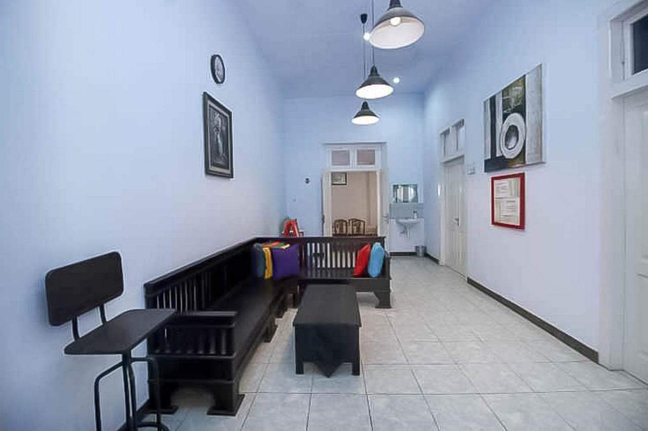 Reddoorz Near Stasiun Lawang Hotel Екстериор снимка